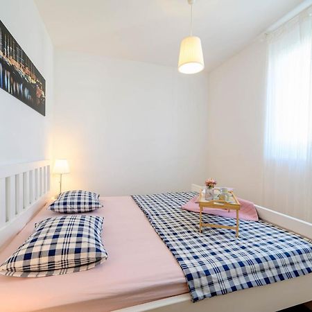 Apartment Banjada Zaboric Buitenkant foto